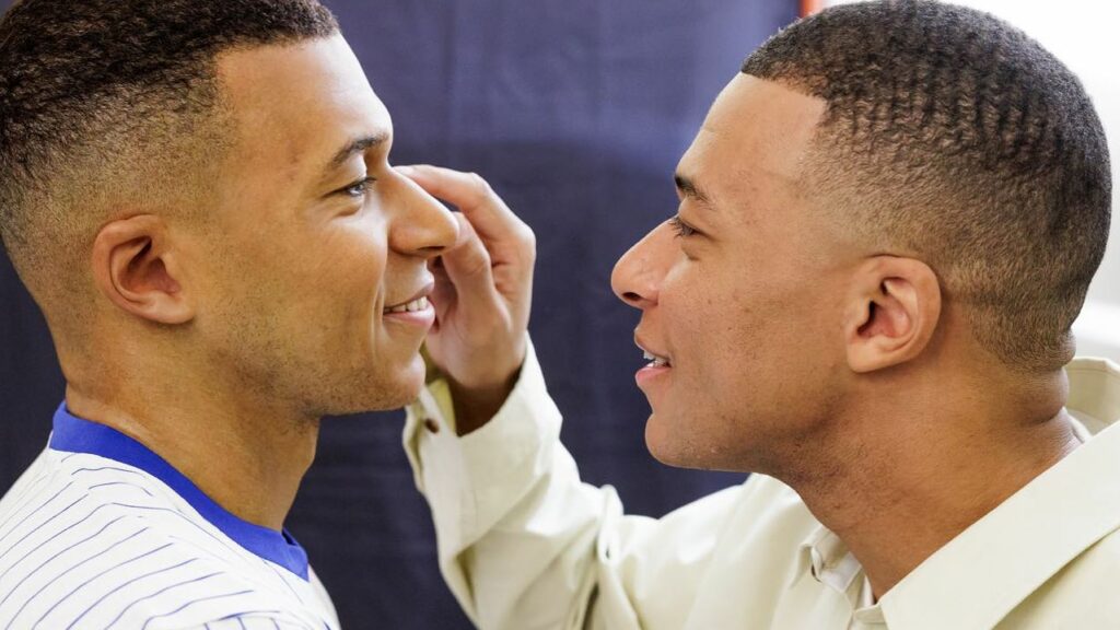 Kylian Mbappé ganha estátua de cera no Madame Tussauds