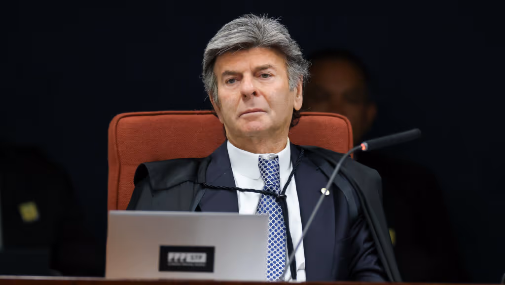 Fux manda PGR se manifestar sobre queixa-crime de Gleisi contra Gayer
