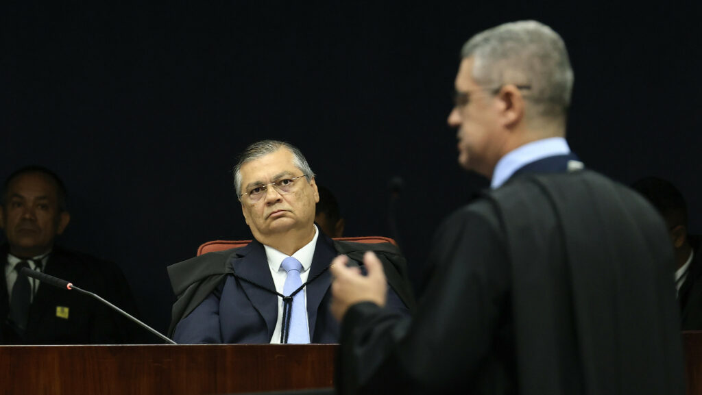 Assessores de Dino se manifestam sobre acesso a sistema no MA
