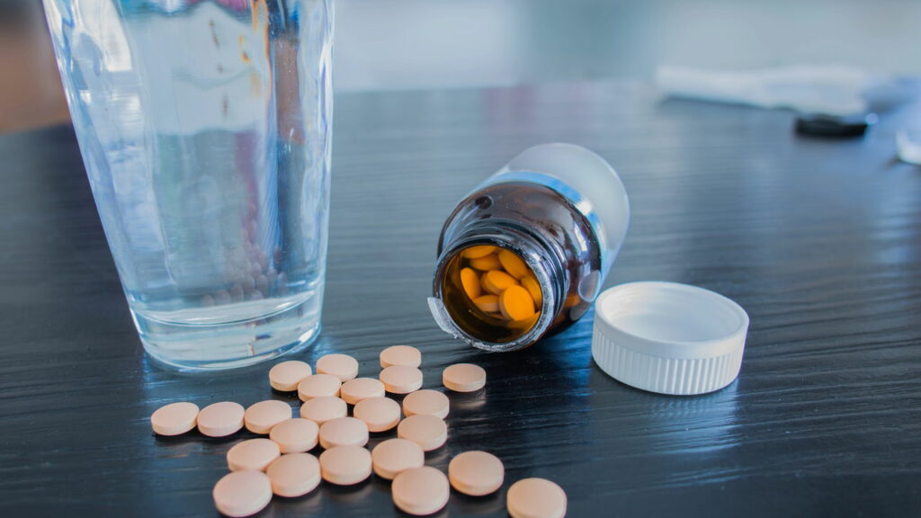 O Carnaval foi bom, mas o que fazer com a ressaca? Os kits ressaca podem ser uma opção