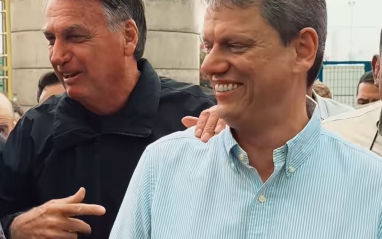 Toxicidade bolsonarista contamina Tarcísio, que erra duas vezes