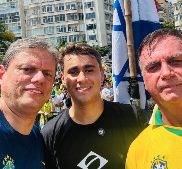 “Ato muito corajoso”, diz Tarcísio sobre caminhada de Nikolas