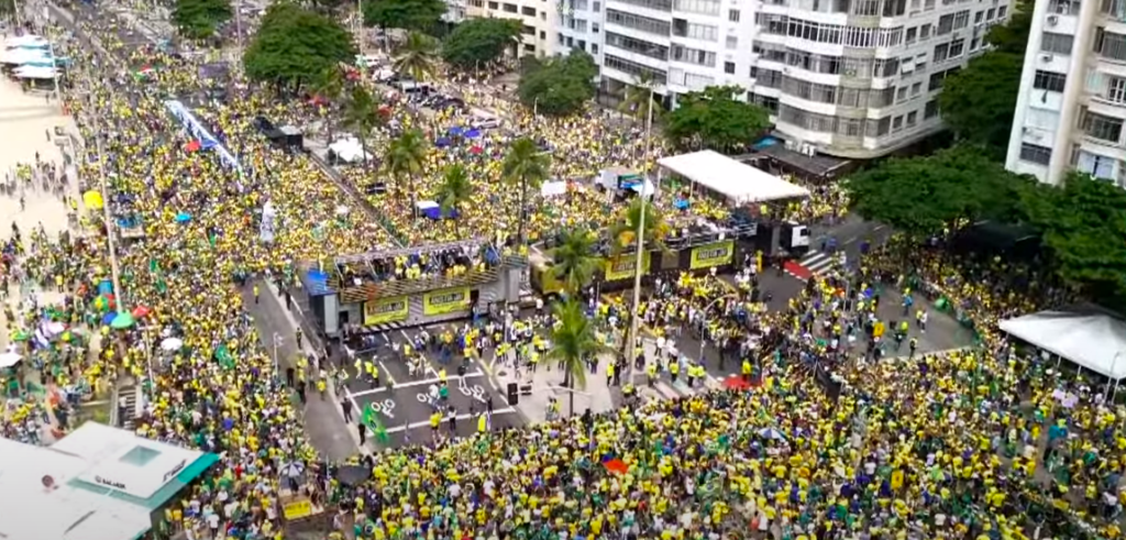 Crusoé: Bolsonaro pede “sinal ainda maior de apoio” na Paulista