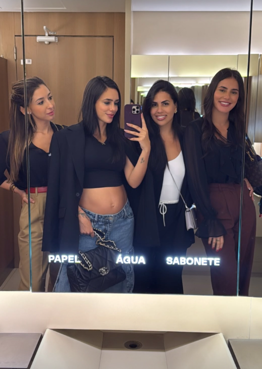 Crise no relacionamento? Bruna Biancardi curte noitada com amigas