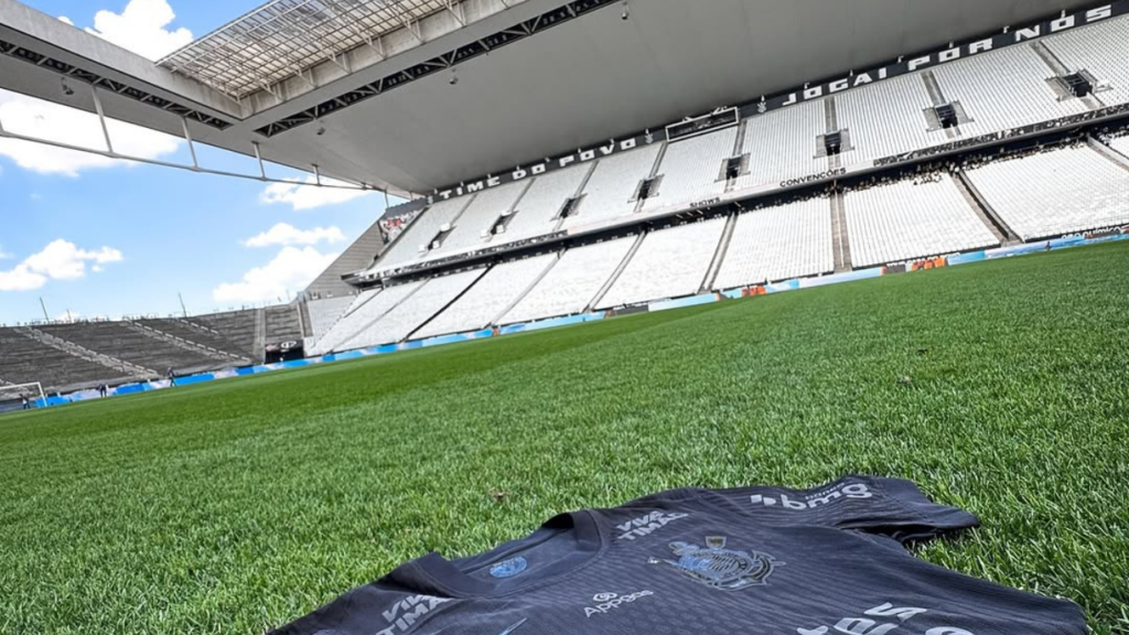 Com Neymar no banco, veja escalações de Corinthians e Santos