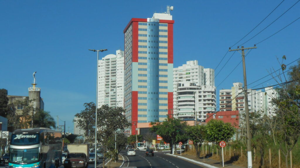 Como encontrar voos baratos saindo de Cuiabá