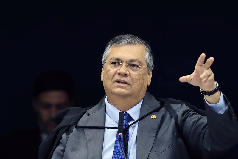 Dino também defende validade de delação de Mauro Cid
