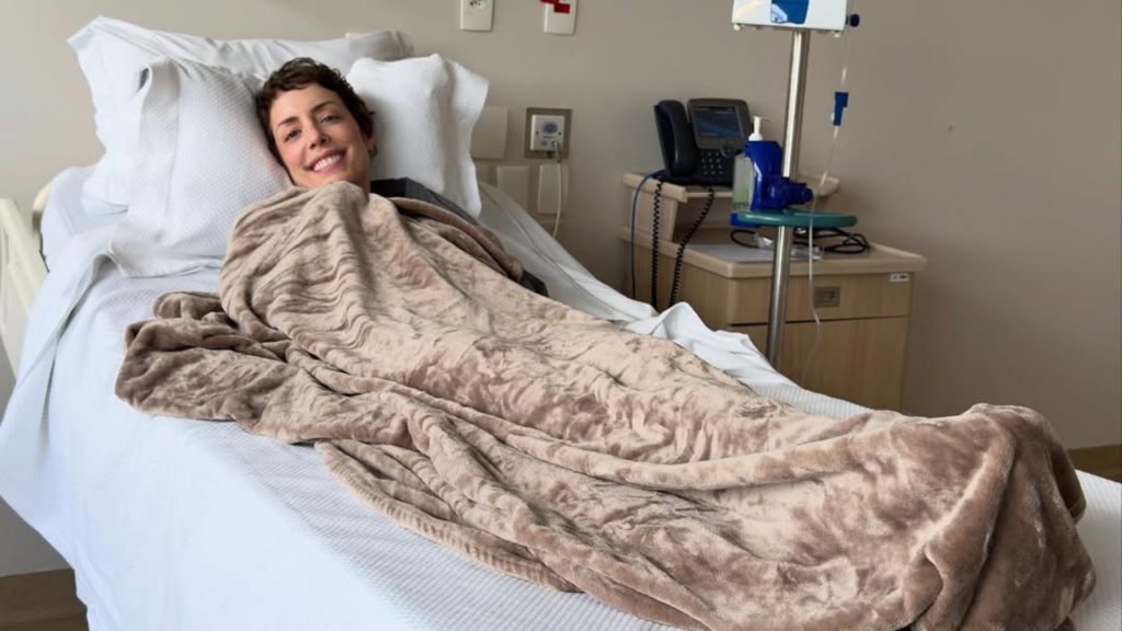 Fabiana Justus volta a fazer exames após um ano do transplante