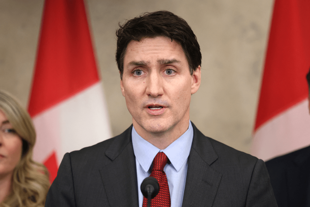 Trump acusa Trudeau de usar tarifas para tentar novo mandato