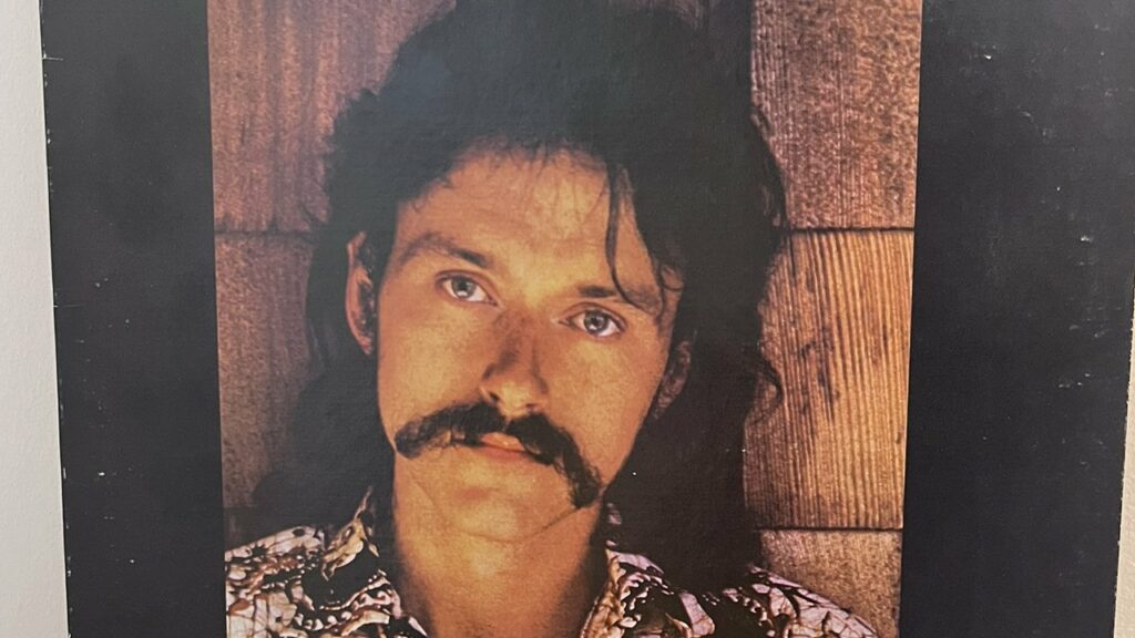 Morre uma estrela e pioneiro do folk rock