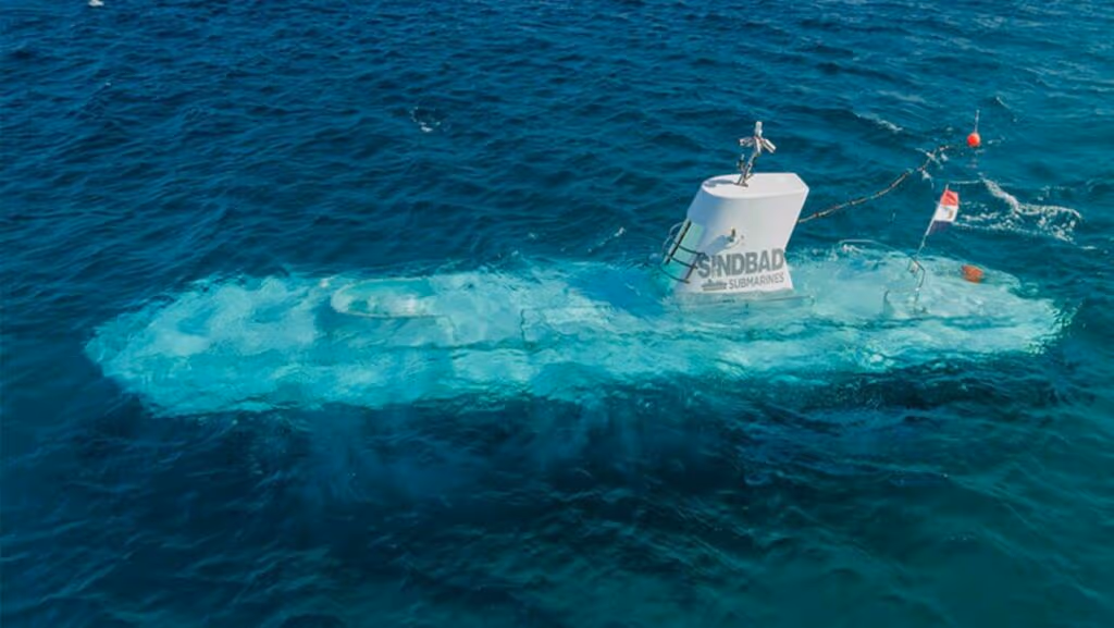 Submarino turístico naufraga no Mar Vermelho e deixa seis mortos