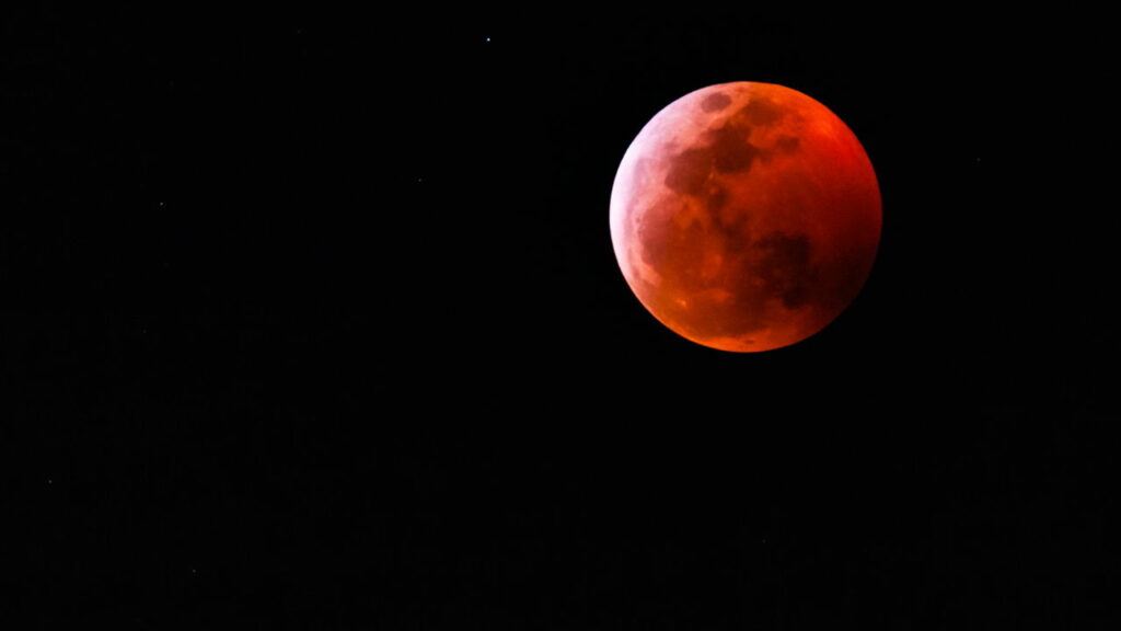 Brasil verá Eclipse da Lua de Sangue em março! Saiba mais