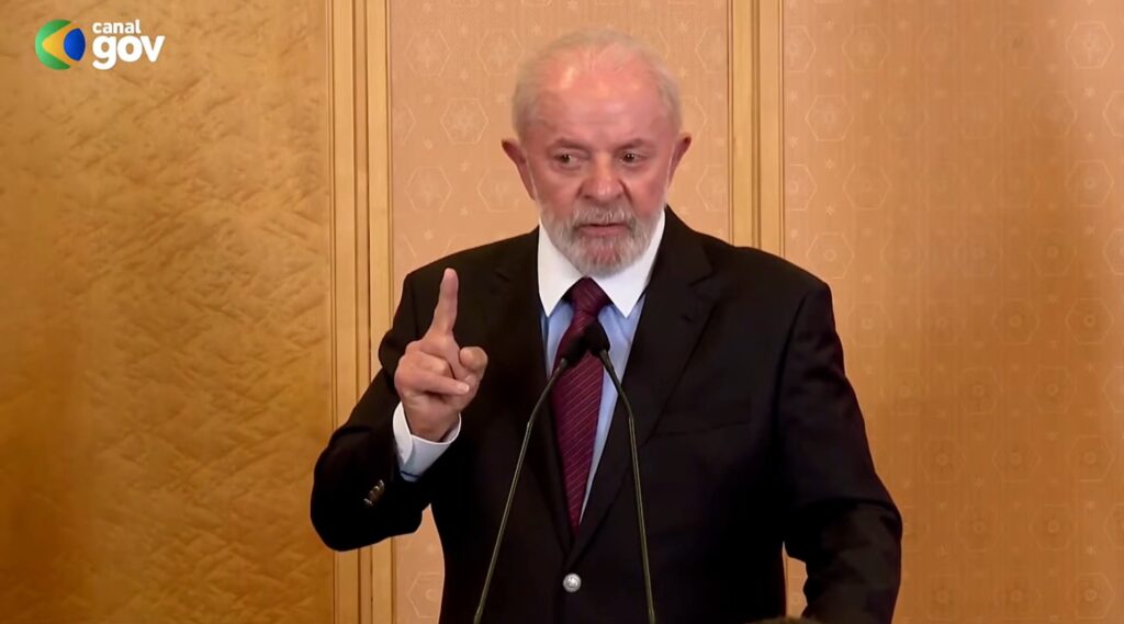 Lula reclama de Bolsonaro por usar discurso de Lula