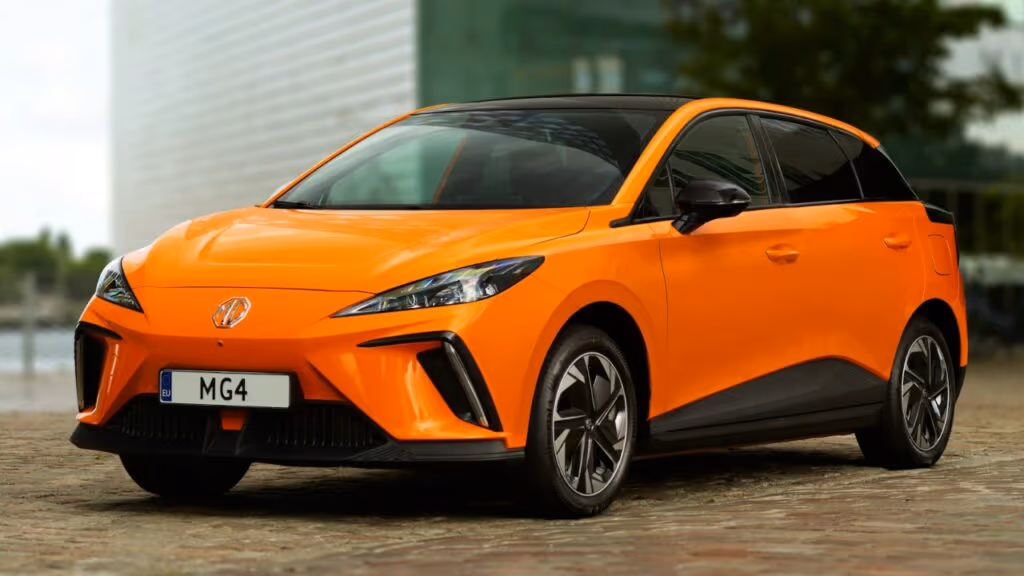 MG4 EV chega com autonomia de 350 km e promete agitar o mercado brasileiro
