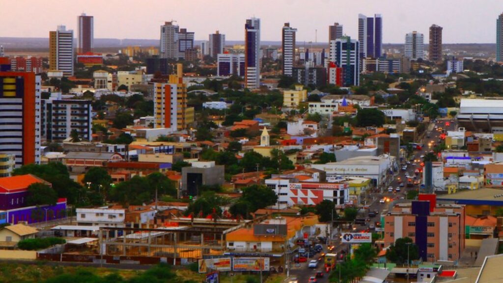Essa cidade surpreende com termômetro acima de 30 no inverno