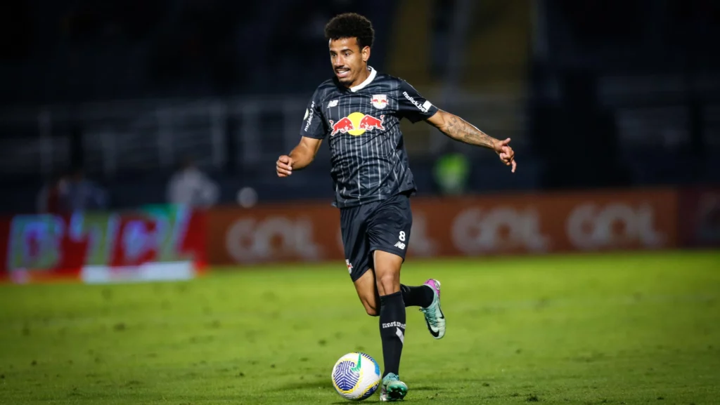 Palmeiras se aproxima da contratação de Lucas Evangelista