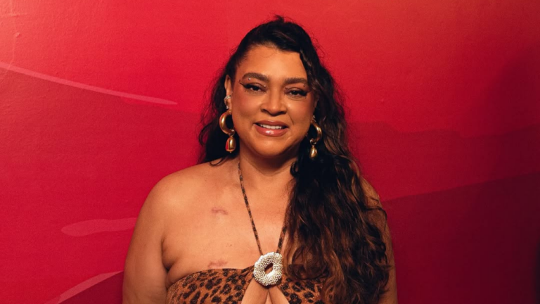 Preta Gil mostra cicatriz da cirurgia pela primeira vez