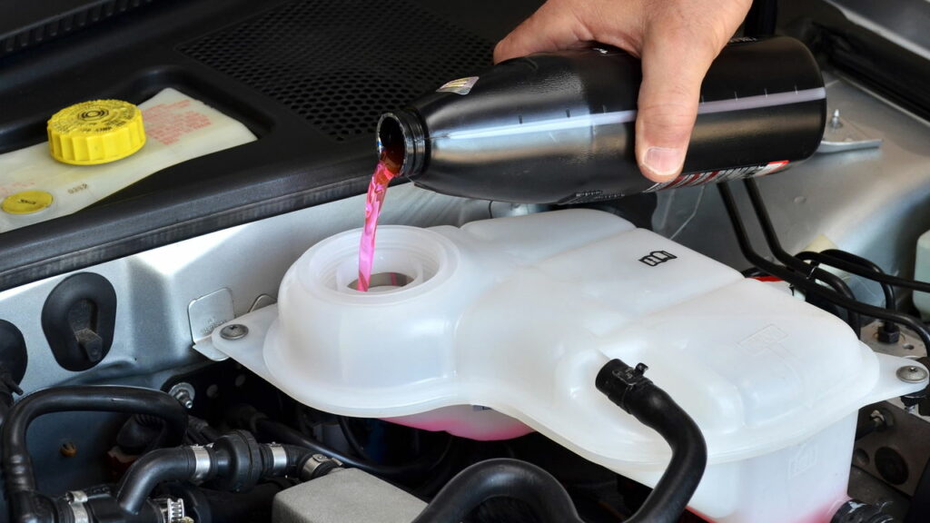 Quando fazer a manutenção do sistema de arrefecimento do carro?