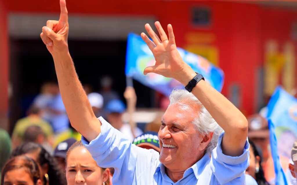 Caiado faz procedimento para tratar arritmia: “Pleno sucesso”