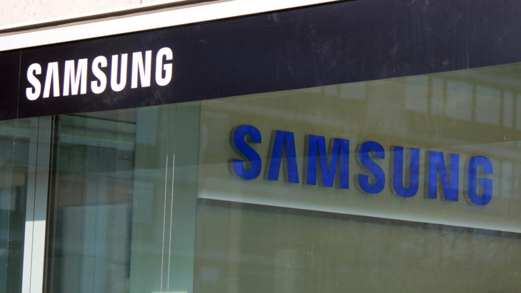 Samsung quer lançar fone de ouvido que usa condução óssea
