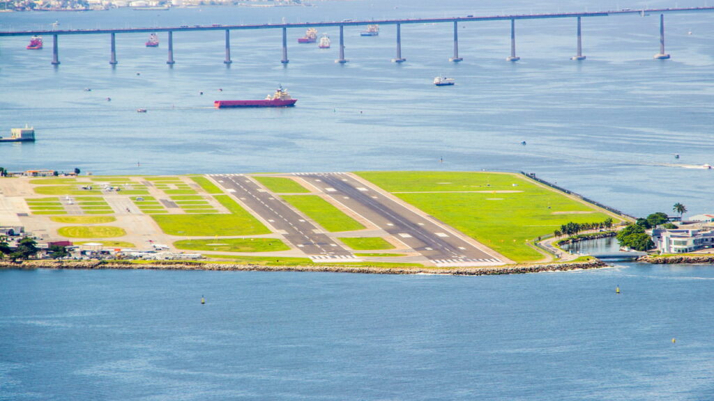 Como reduzir atrasos no Aeroporto Santos Dumont