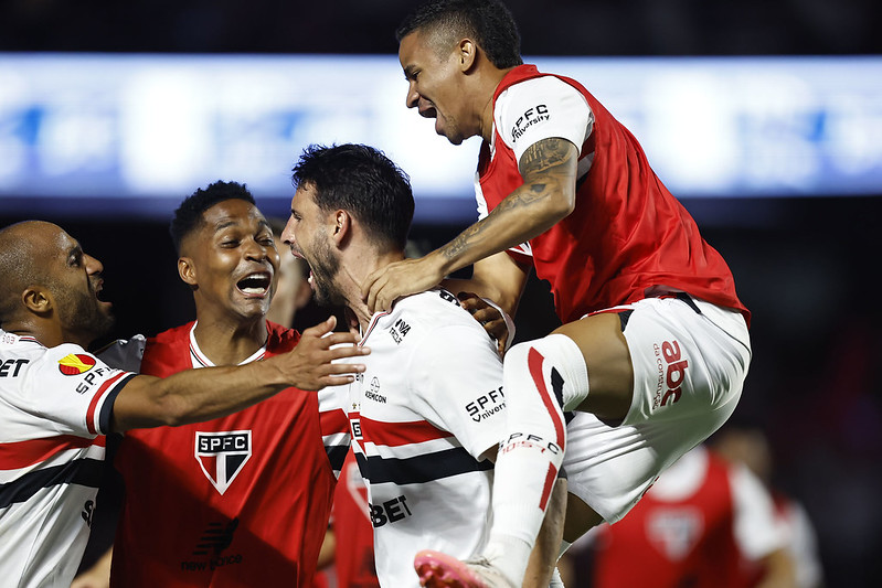 São Paulo avança e garante os 4 grandes nas semifinais do Paulistão