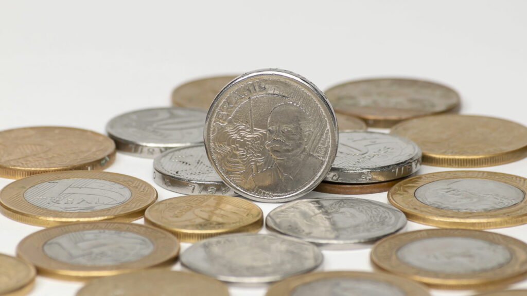 Tem uma moeda de 50 centavos Ela pode valer muito mais do que você imagina