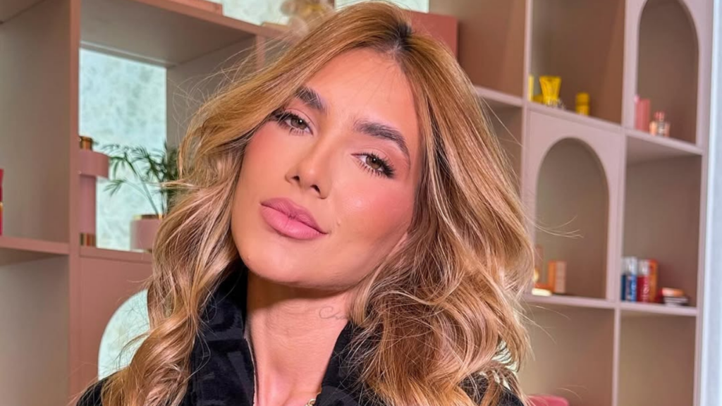 Virginia Fonseca revela motivo para acordar 4 da madrugada
