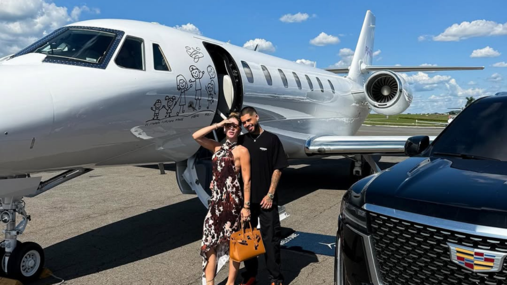 Virginia Fonseca mostra bastidores do novo jatinho da família