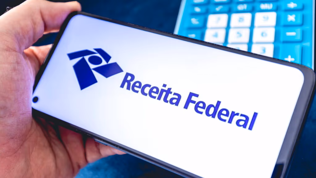 Receita Federal emite alerta para TODOS os CPFs