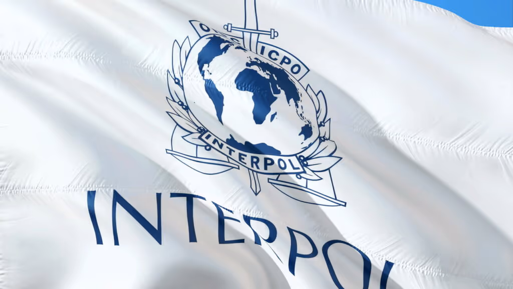 Mais um foragido da Interpol é preso no Brasil