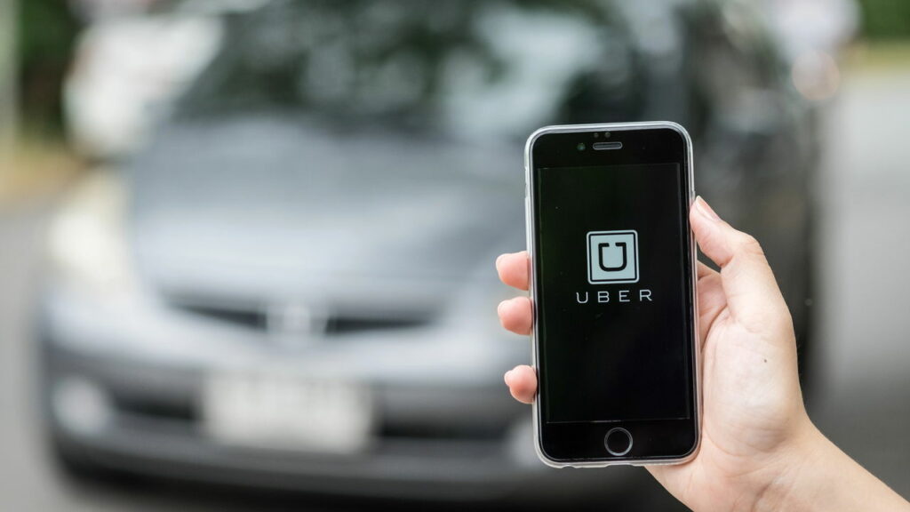 Veja quais modelos de carros serão excluídos da Uber em março!
