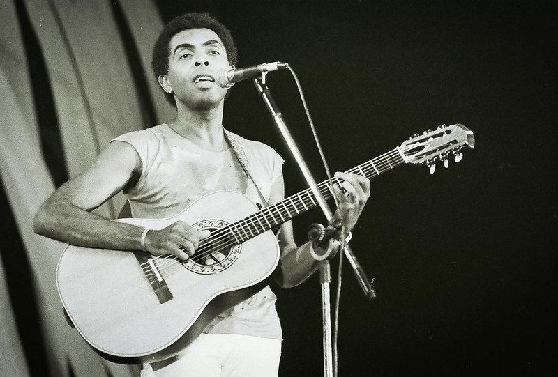 O tempo é rei: Gilberto Gil vai se despedindo dos palcos