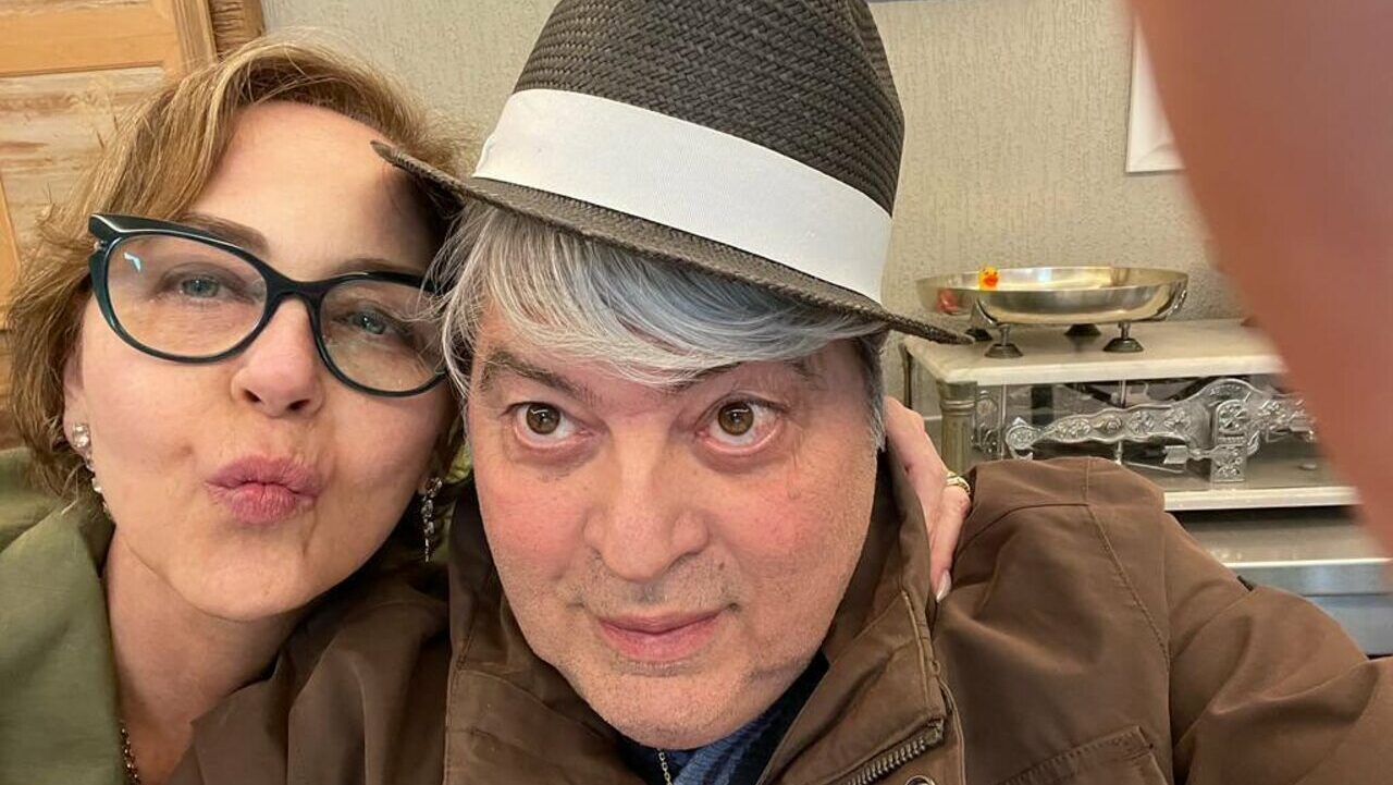 Datena sofre situação embaraçosa ao vivo e dá bronca