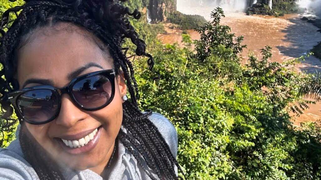 Juliana Oliveira se pronuncia sobre denúncia a Otávio Mesquita