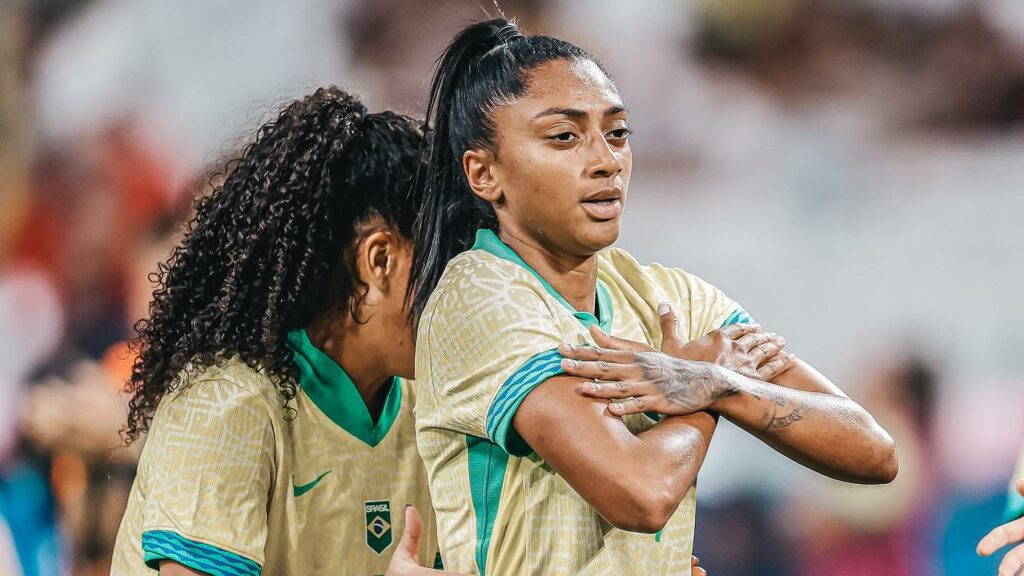 Seleção Brasileira Feminina consegue vitória histórica