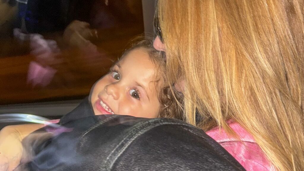 Filha de Virginia, Maria Alice começa jornada no futebol