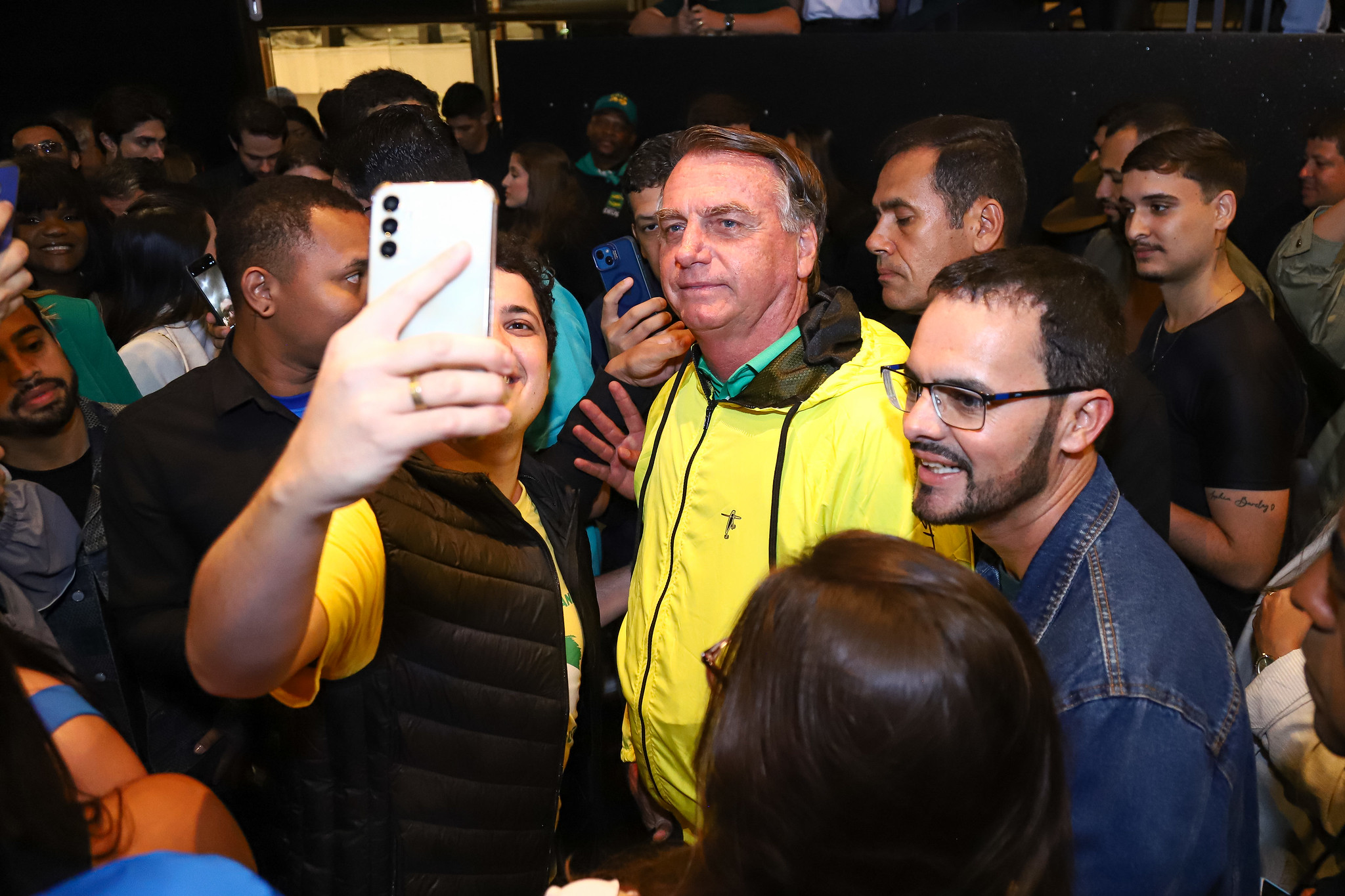 A opinião dos brasileiros sobre prisão para Bolsonaro
