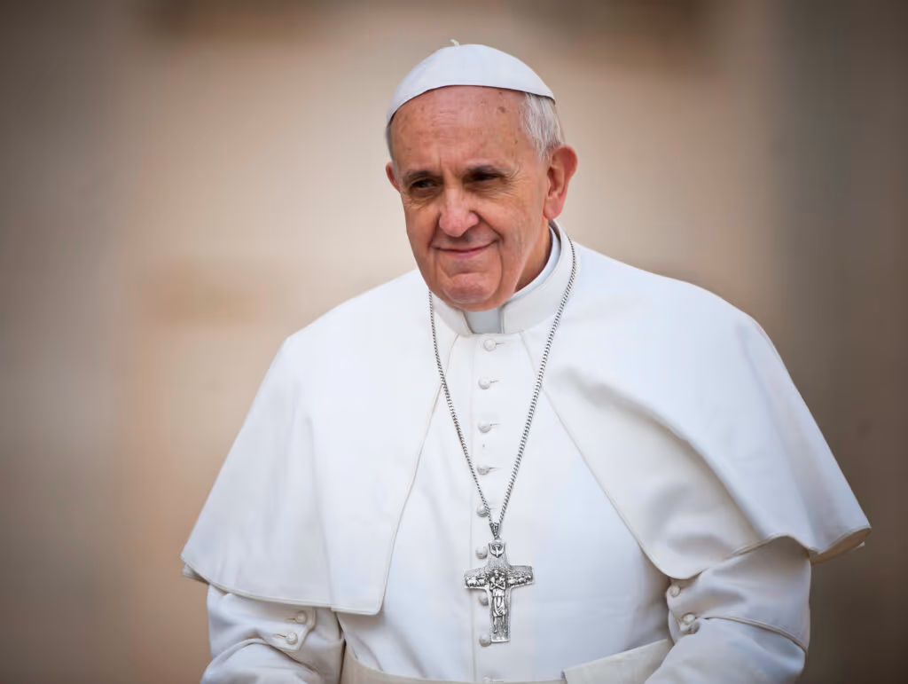 Câmara aprova votos de pesar pela morte do papa Francisco