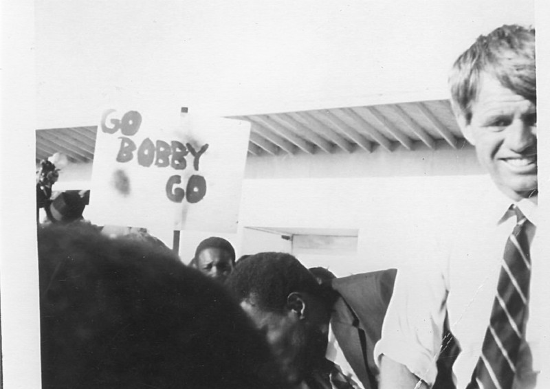 Arquivos sobre o assassinato do senador Robert F. Kennedy são divulgados