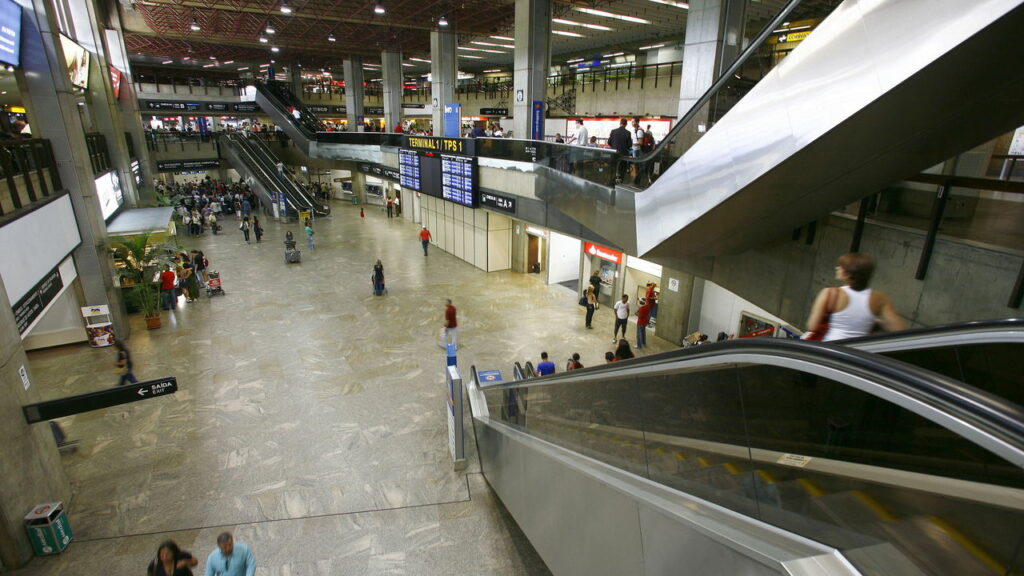 Guia para usar o reconhecimento facial no Aeroporto de Guarulhos