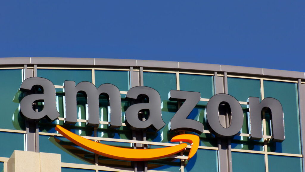 Amazon quer fornecer internet do espaço, entenda