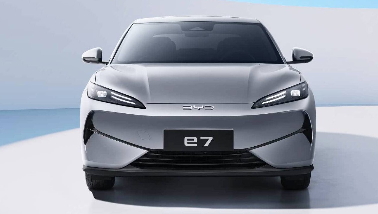 BYD apresenta “Corolla” elétrico perfeito para motoristas de aplicativo