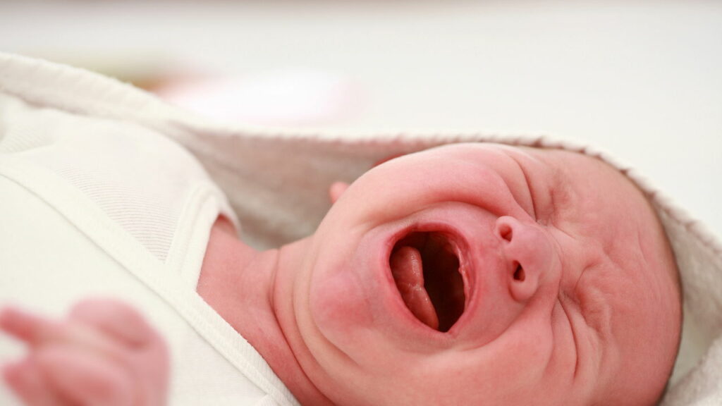Bebê chorando? Confira as melhores dicas para acalmar o seu pequeno