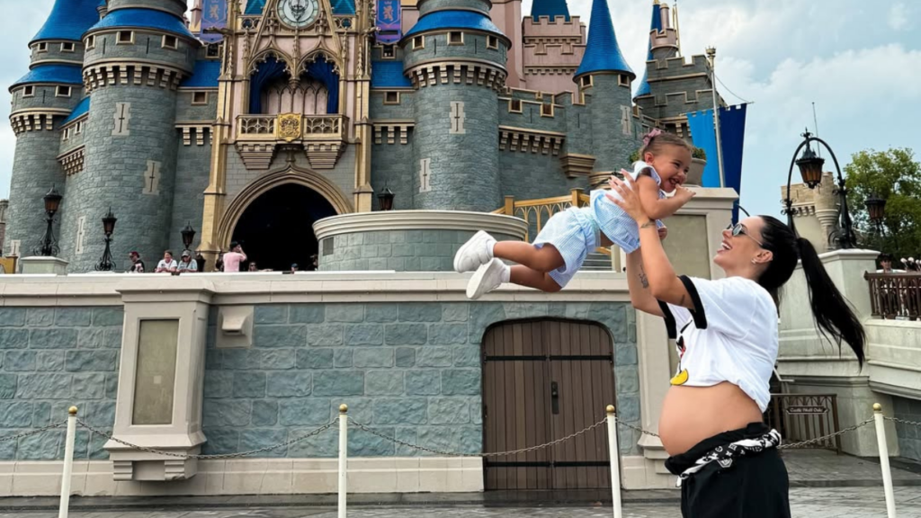 Bruna Biancardi mostra primeira ida de Mavie à Disney