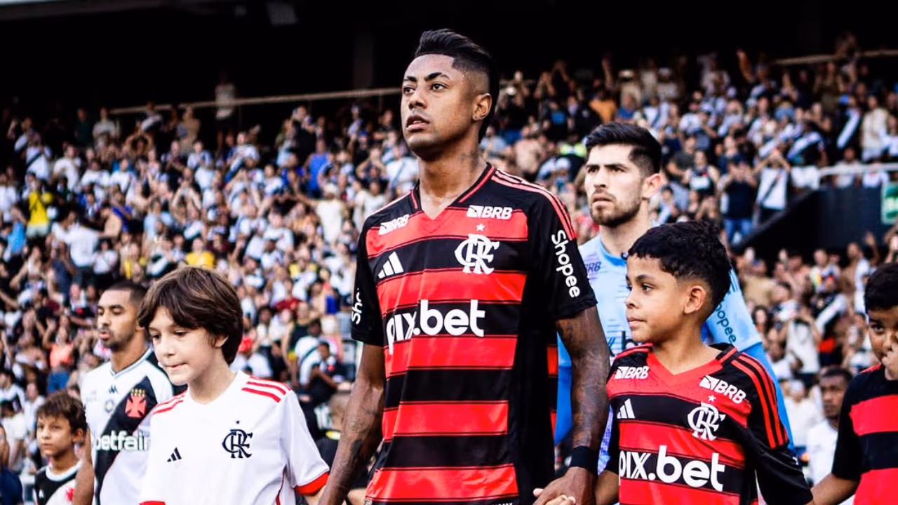 STJD livra Bruno Henrique de suspensão e aplica multa de R$ 100 mil