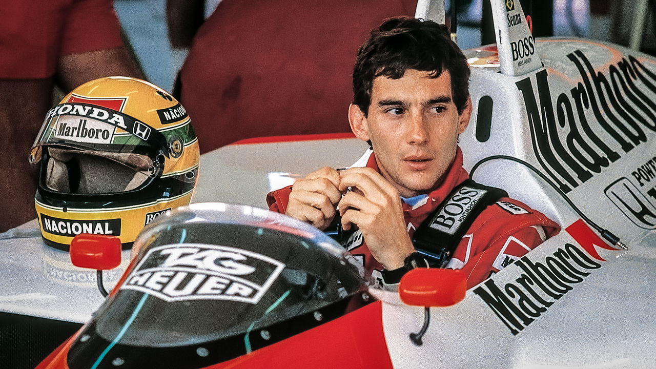 Capacete de Ayrton Senna alcança valor milionário em leilão