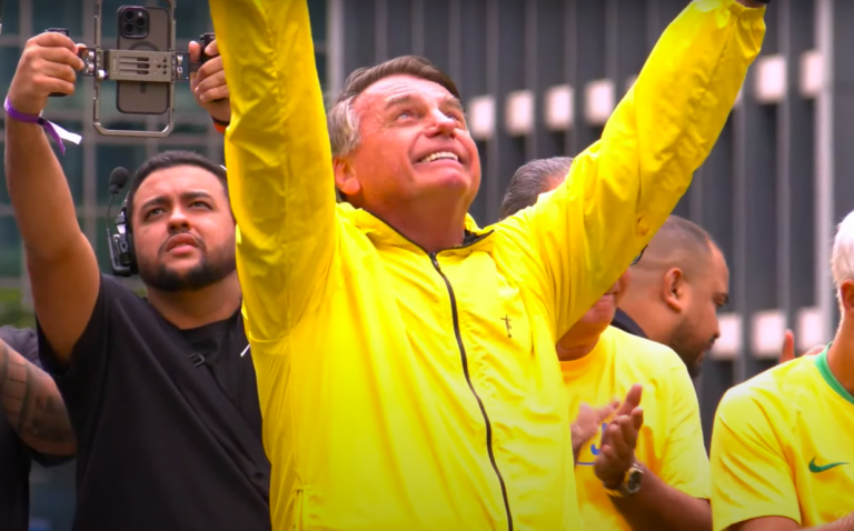 A confissão de Bolsonaro sobre o voo para a Flórida
