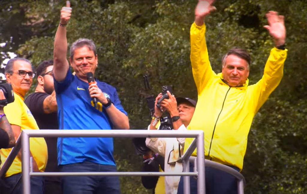 Sabujice de Tarcísio a Bolsonaro lembra a de Alckmin a Lula 