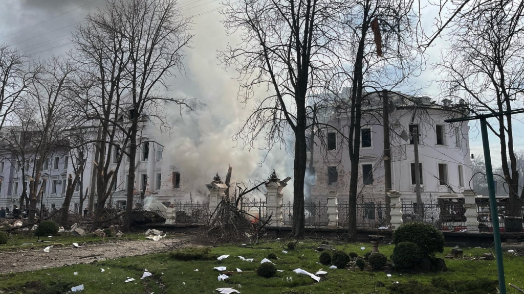Rússia ataca Sumy e deixa mais de 30 civis mortos no Domingo de Ramos